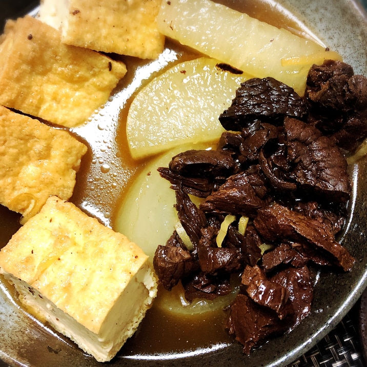 鯨の大和煮缶詰の煮物